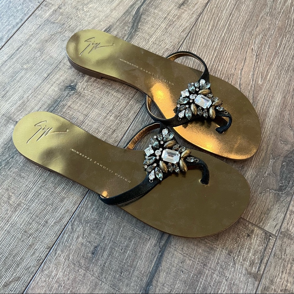 NEW Giuseppe Zanotti Design Rhinestone Jewel Embellished Sandals